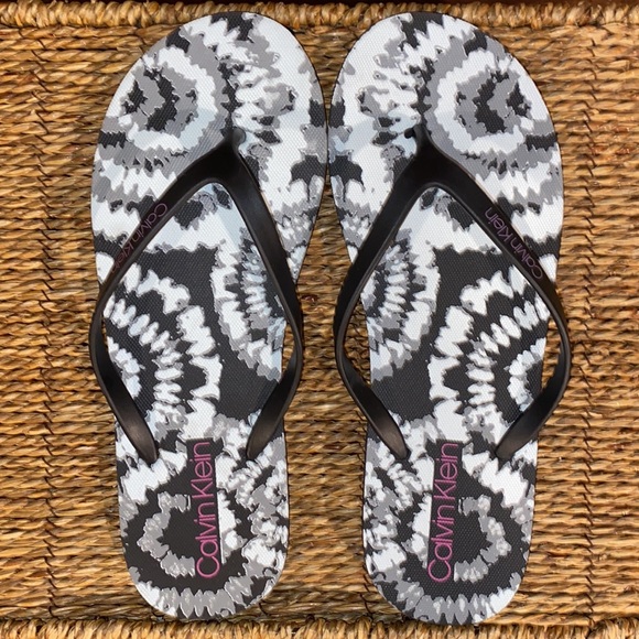 Calvin Klein Sarmine Sandal Black/Pink Logo - Picture 5 of 10